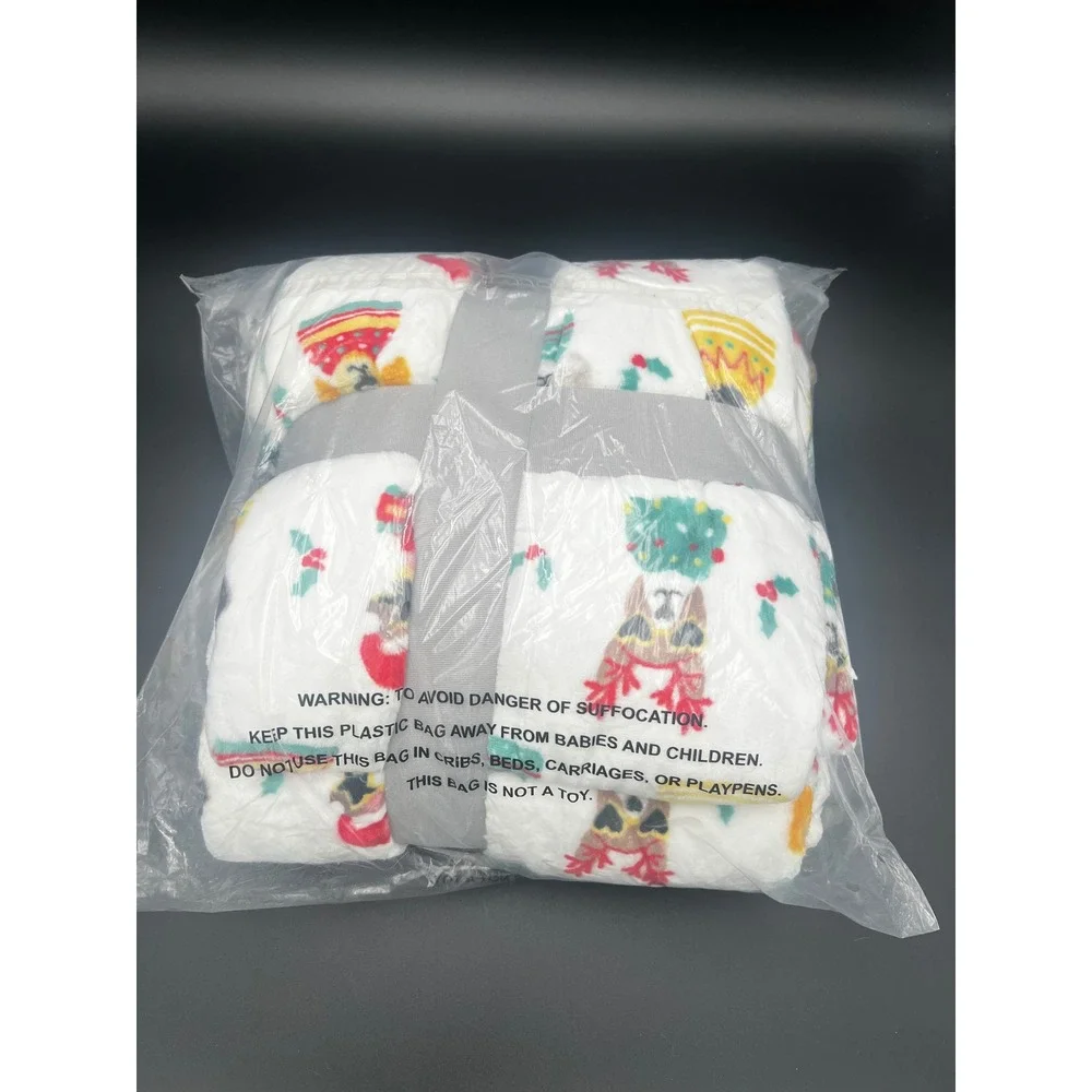 Berkshire Blanket Winter Dogs Christmas Plush Decorative Throw 60x70 White New